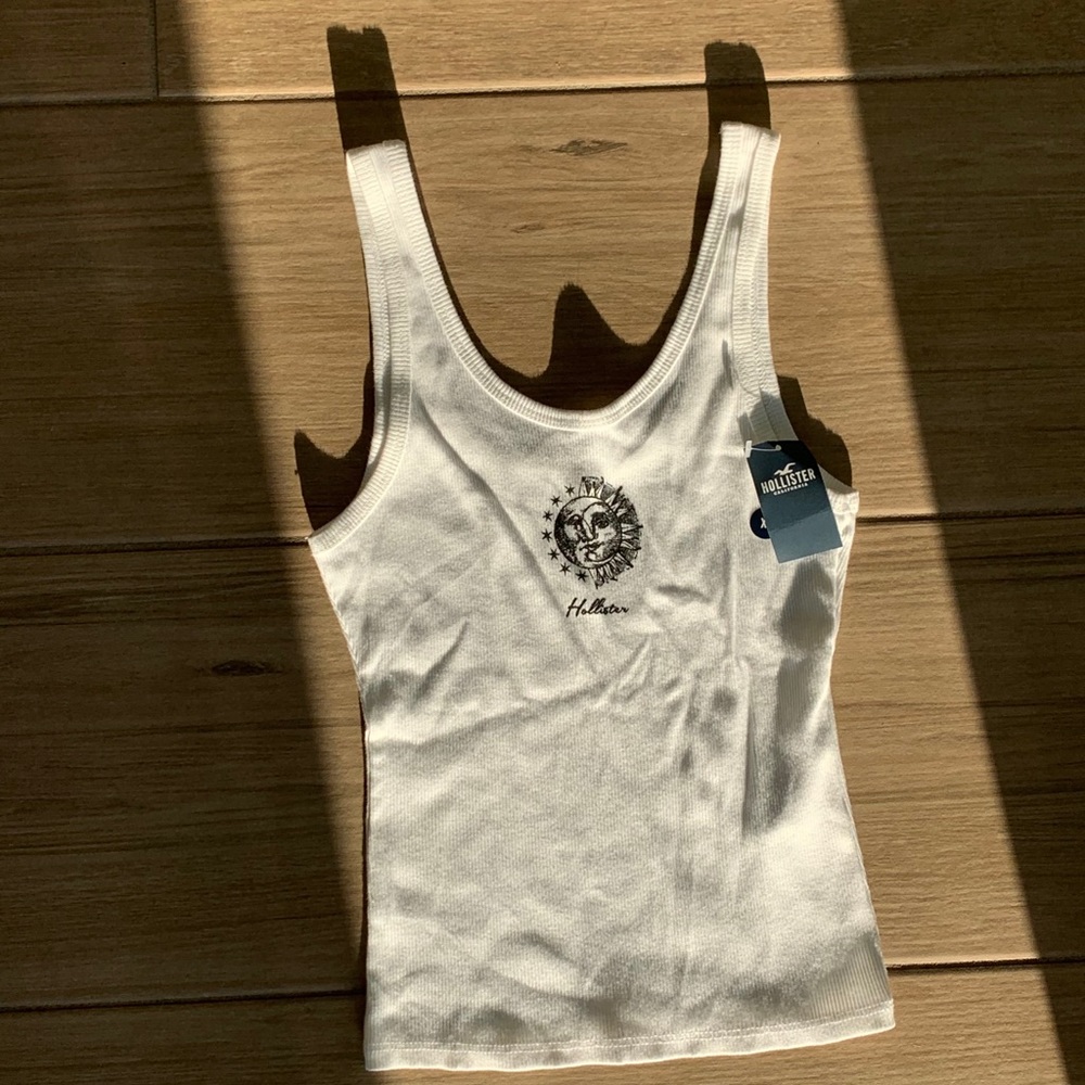 Hollister Sun and Moon Tank